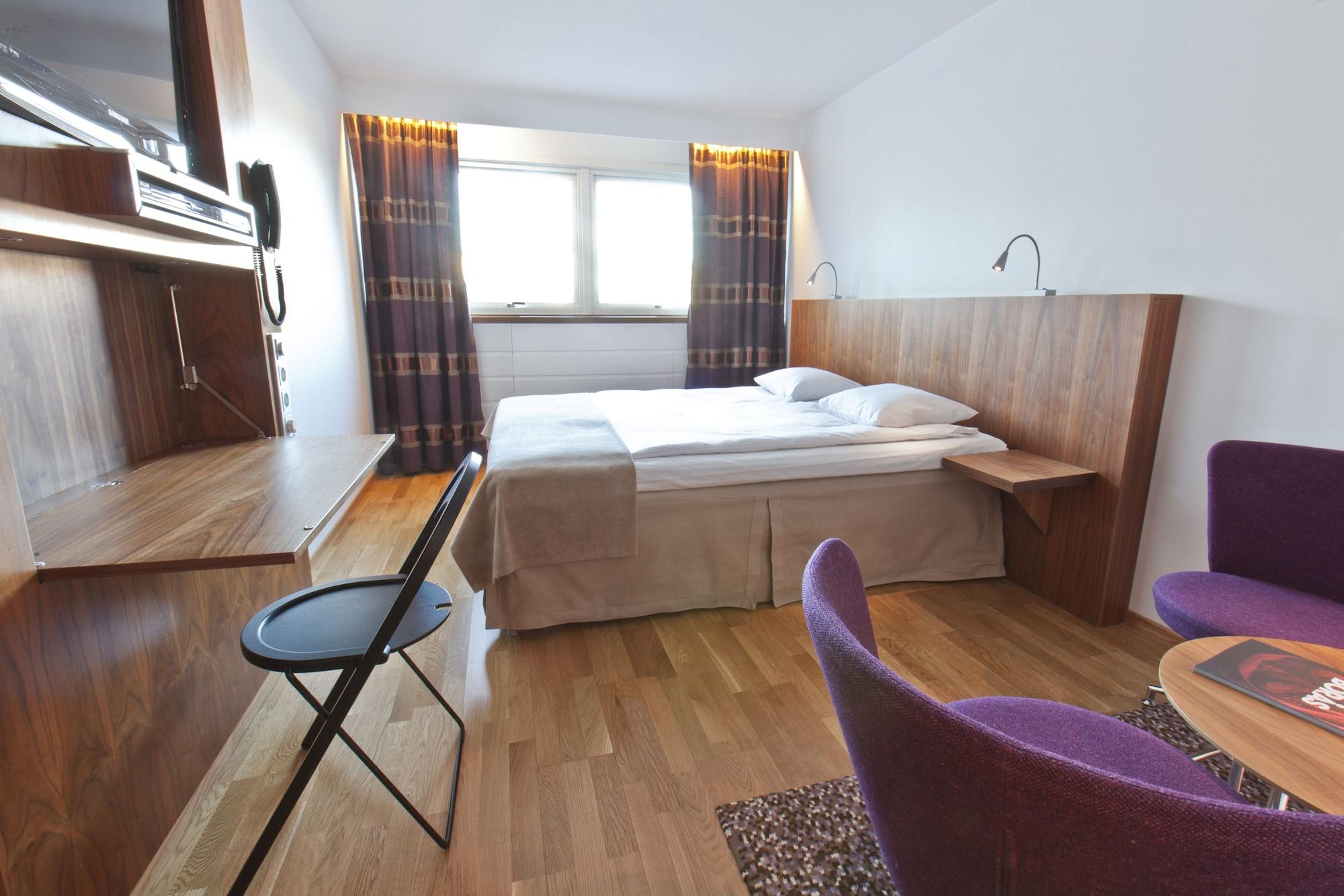 Quality Grand, Hotel 4*