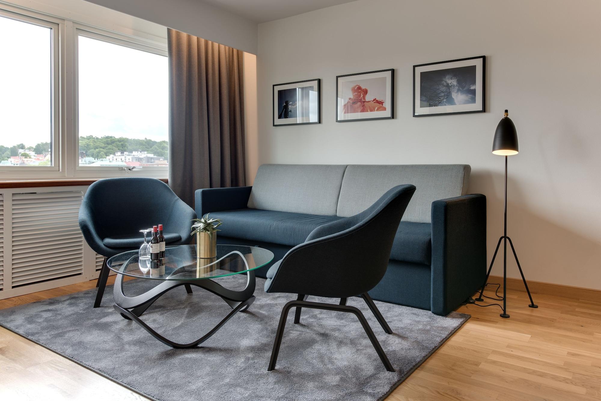 Hotel Quality Grand, 4*