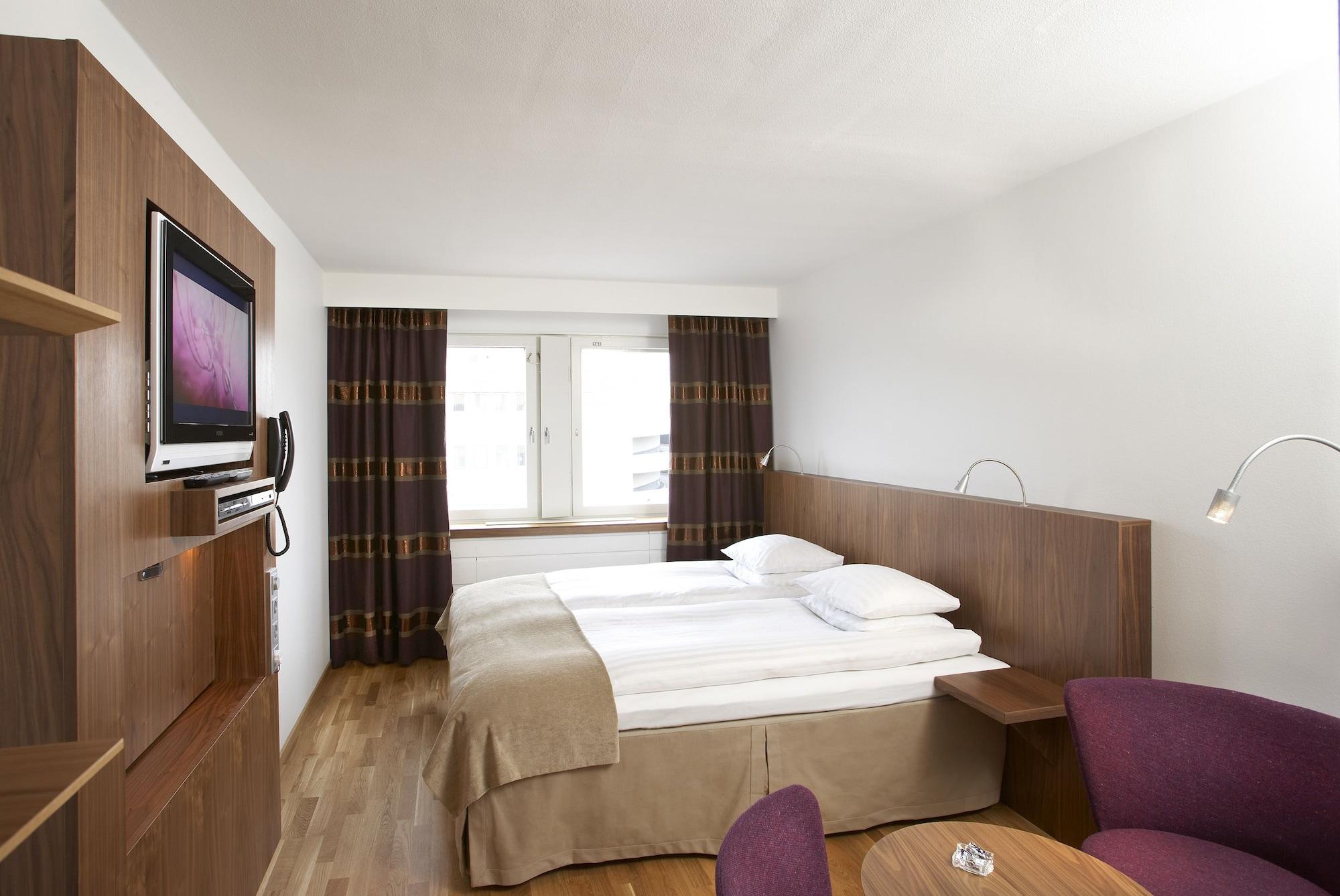 Hotel Quality Grand,