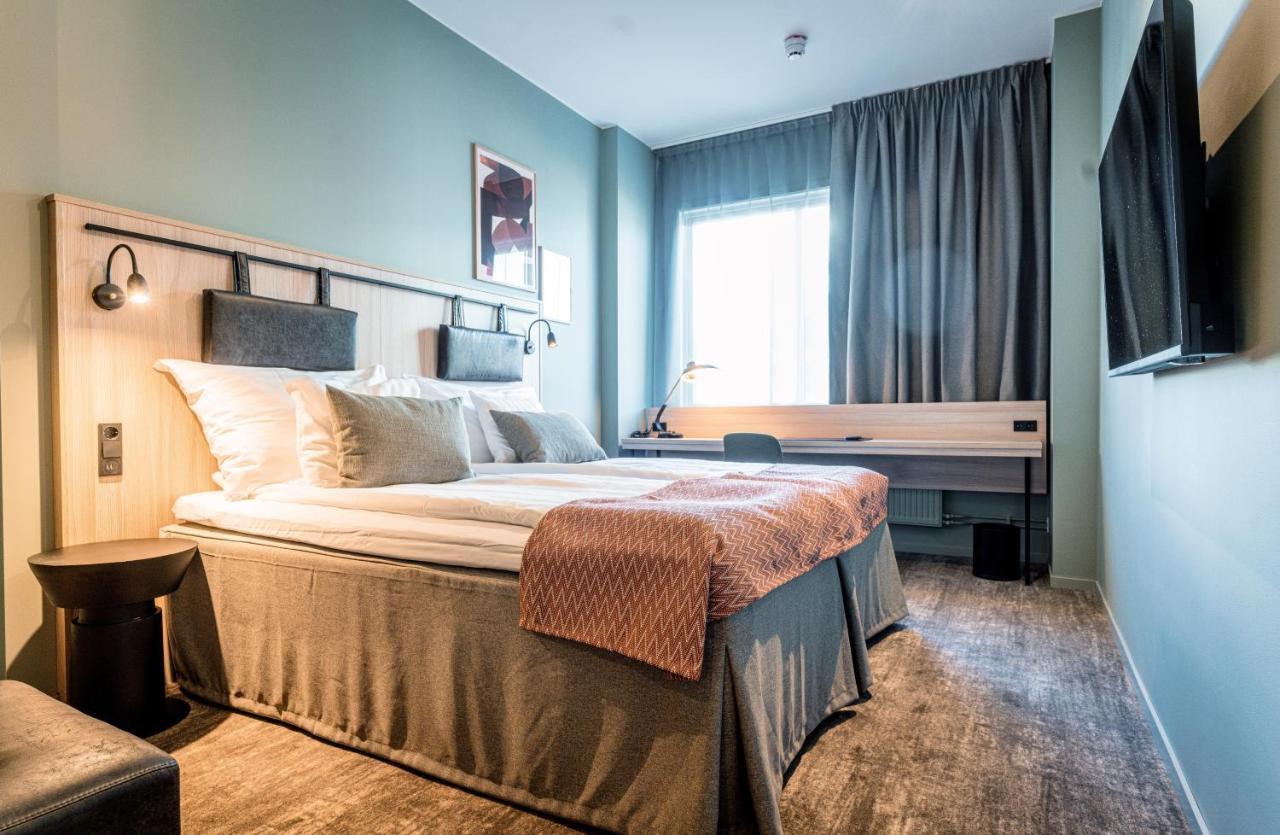 Hotel Quality Grand, 4*